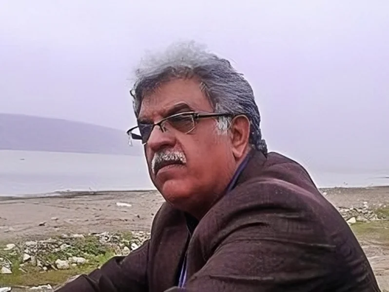 سنگوارهها | غزلی از خلیل روئینا